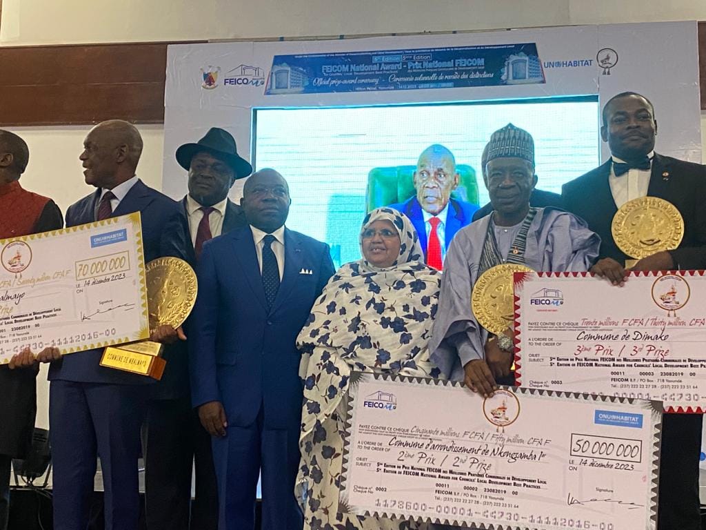 رئيسة جهة انواكشوط تعلن من الكامرون نتائج جائزة أفضل&nbsp;(…)