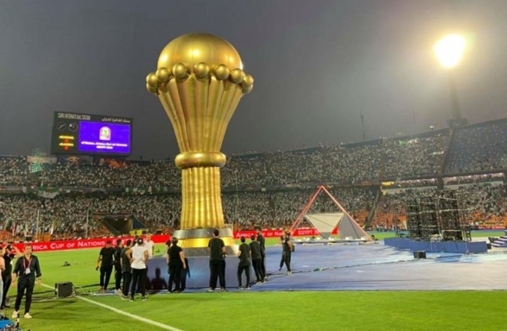مفاجآت كأس أمم أفريقيا لا تنتهي: أخذ الميكروفون وهرب..
