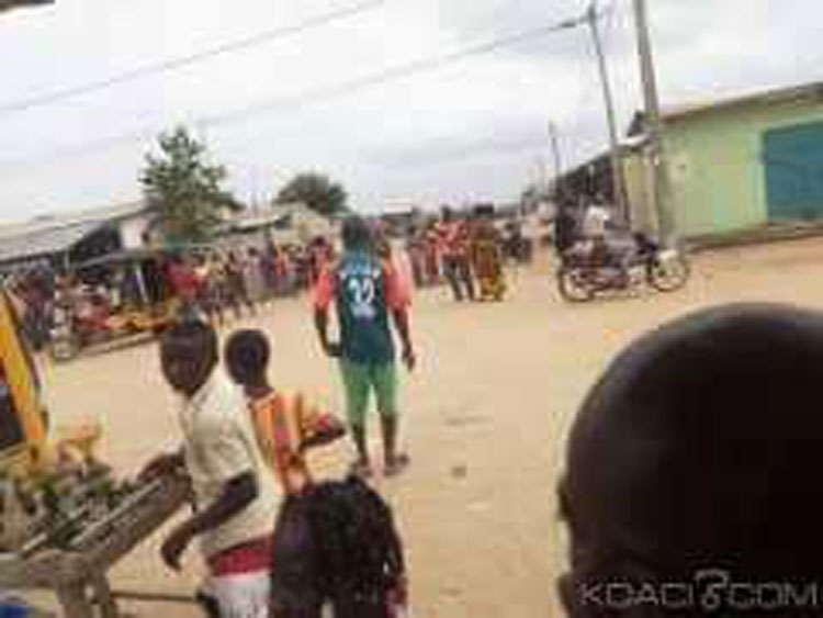 تاجر موريتاني بساحل العاج يقطع مواطنا بايع مستحضرات تجميل