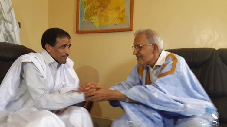 ولد مولود يستقبل ولد داداه عند مقر التكتل(تفاصيل الاستقبال)