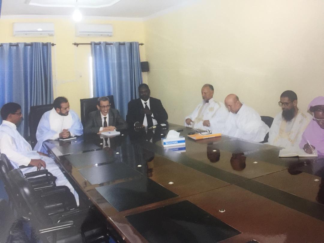 مرشح الشباب ولد الوافي يزور اللجنة المستقلة للانتخابات