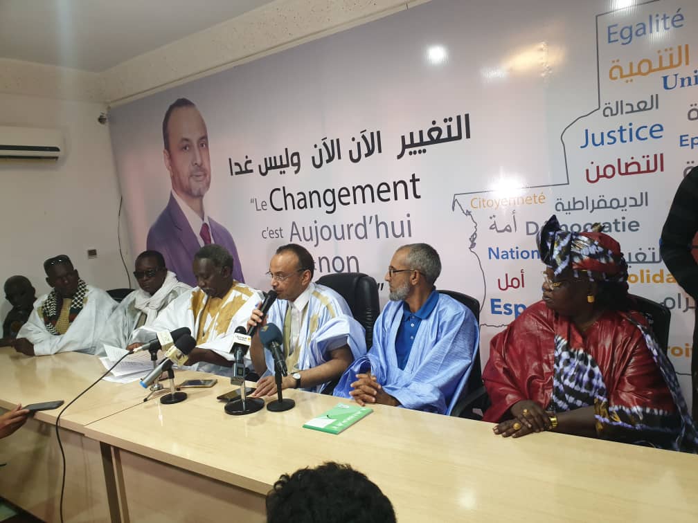 الوزير السابق باهودو وجماعته يعلنون دعمهم للمرشح سيدي&nbsp;(…)