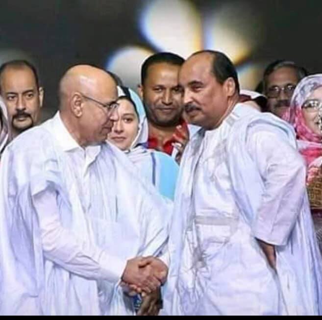 ولد عبد العزيز يحاول توريث ولد الغزواني لحماية مصالحه