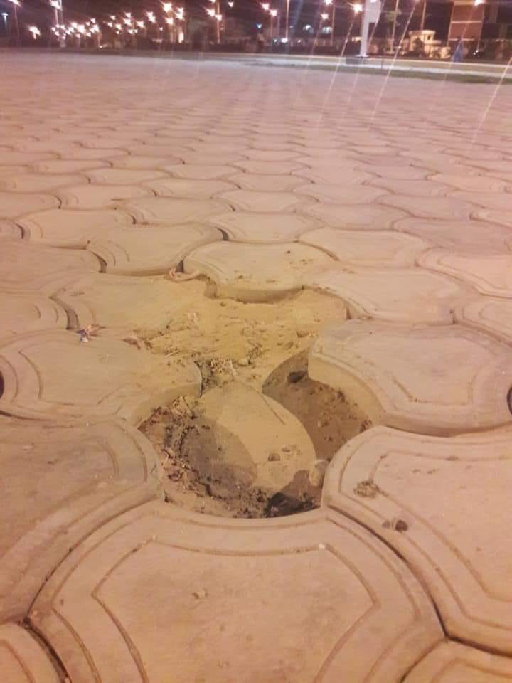 زوار لساحة الحرية: الساحة صممت بشكل ارتجالي وقد بدأ ذلك&nbsp;(…)