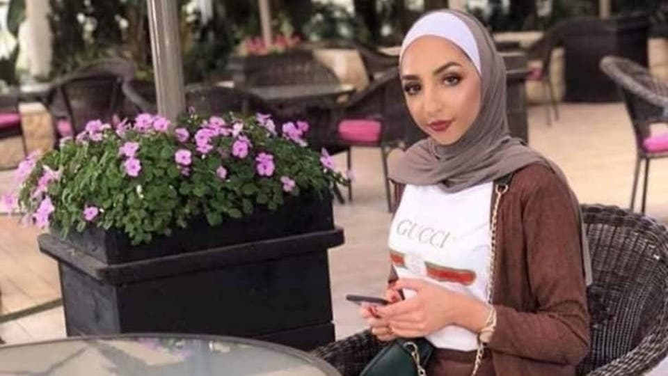 هذه قصة إسراء غريب التي أشعلت غضب مواقع التواصل(صورة)