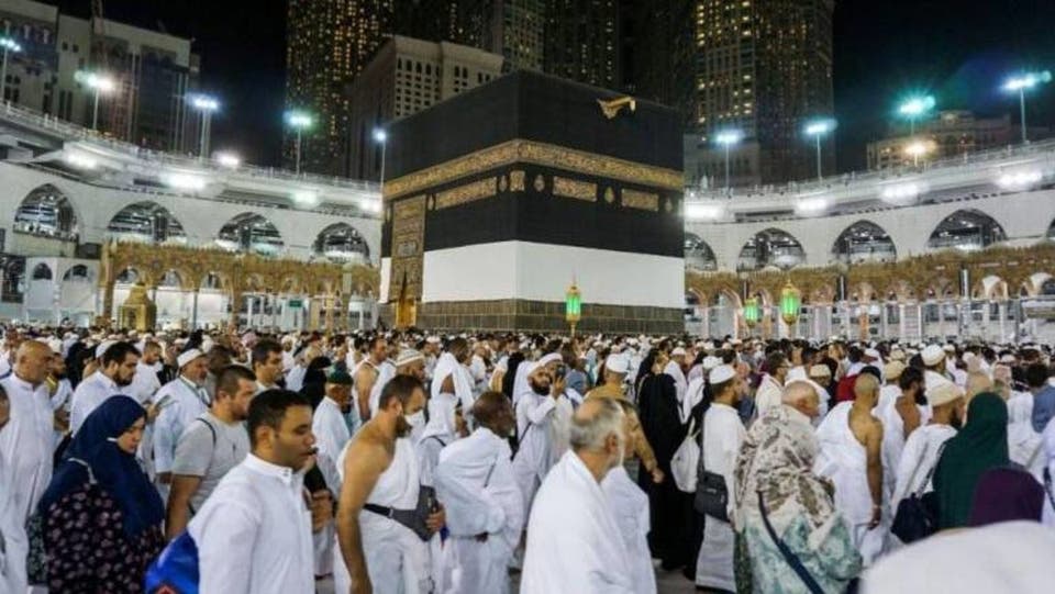 بالأرقام: تفاصيل رسوم تأشيرات الحج والعمرة الجديدة