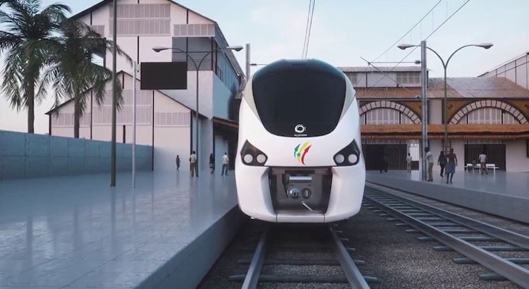 ماكي صال يدشن أول قطار سريع في تاريخ السنغال