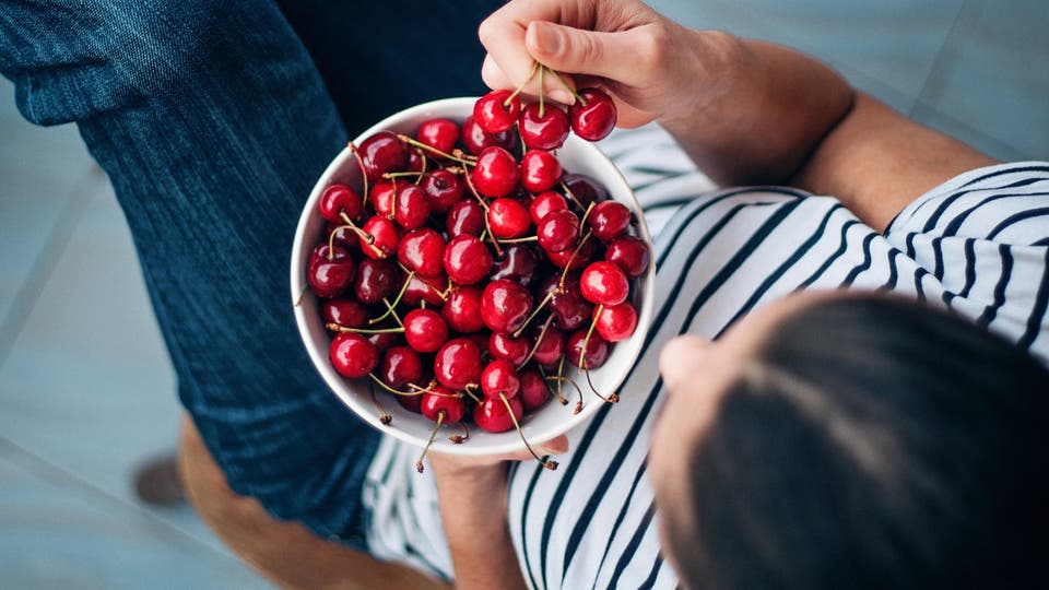 قائمة بالفواكه الحارقة للدهون