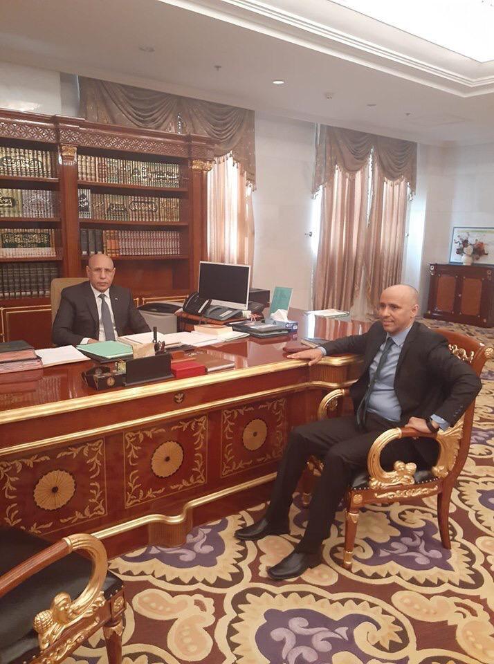 تفاصيل لقاء السجين ولد صلاحي بالرئيس ولد الغزواني(صورة)