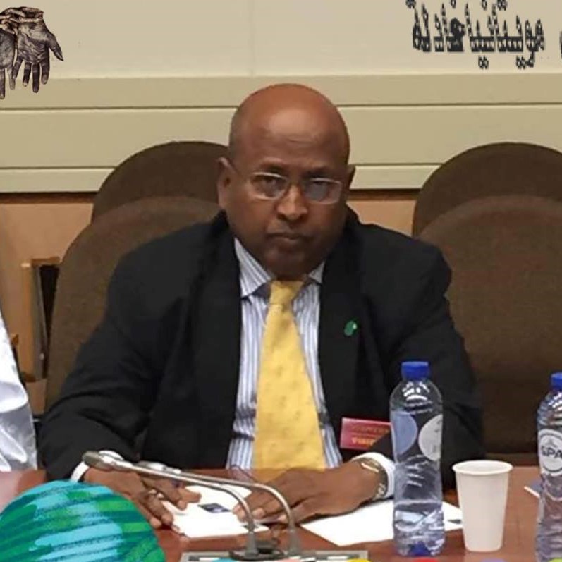 أوساط عديدة تتبنى مطلب النائب الدان ولد عثمان