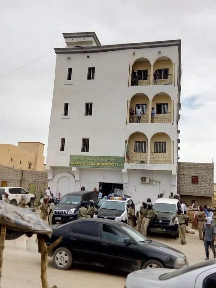 من ظواهر فساد عشرية عزيز: تأجير العقارات الخاصة وتحويلها&nbsp;(…)