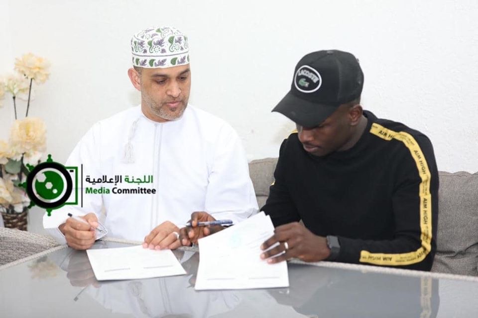 رسمياً: آلاسان ديوب يوقع لنادي العروبة العماني في الدوري (…)
