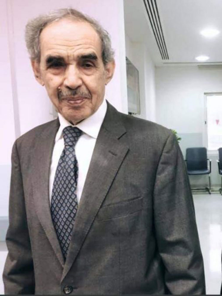 صورة حديثة للرئيس الموريتاني السابق معاوية ولد الطائع (…)