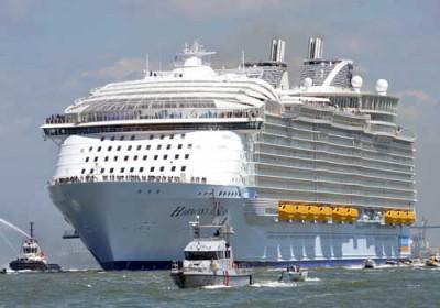 موريتانيا تمنع عشرات السفن البحرية من الاقتراب من موانئها