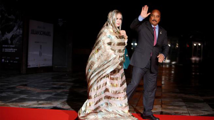 زيارات ولد عبد العزيز المتواصلة للإمارات تشغل رواد (…)