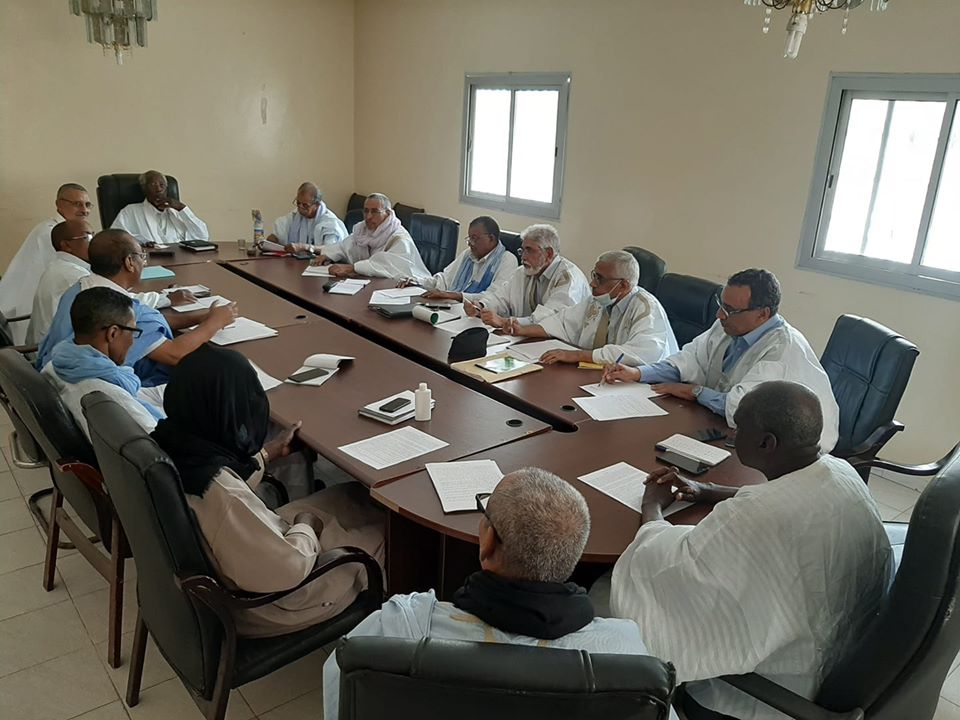 منسقية أحزاب المعارضة والموالاة المُمثلة في البرلمان:&nbsp;(…)