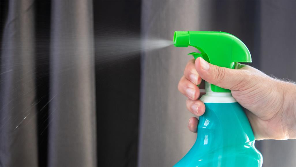 أحدث دراسات كورونا.. مادة ترش على الأسطح تحمي لثلاثة (…)