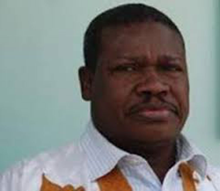 الشرطة تقتاد النقابي الساموري ولد بي من منزله