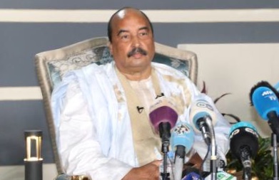 مصادر: ولد عبد العزيز قد يرفض المثول أمام اللجنة