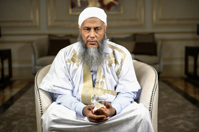 الشيخ الددَو متحدثا عن حياته: حفّظتني أمي الشعر وأبي&nbsp;(…)