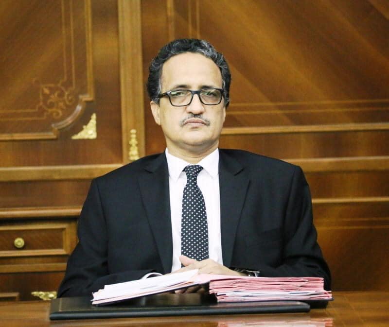 ملوك استبعدوا أو منعوا أو حبسوا أصدقاءهم الأوفياء باسم&nbsp;(…)