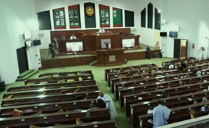 افتتاح الدورة البرلمانية بعد ساعات