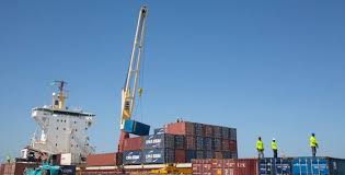 40 حاوية من مادة شديدة الاشتعال كانت في طريقها إلى موريتانيا