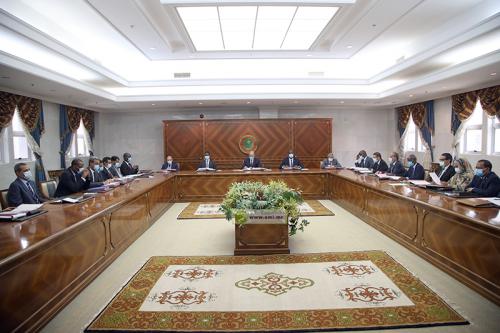 بدء اجتماع مجلس الوزراء