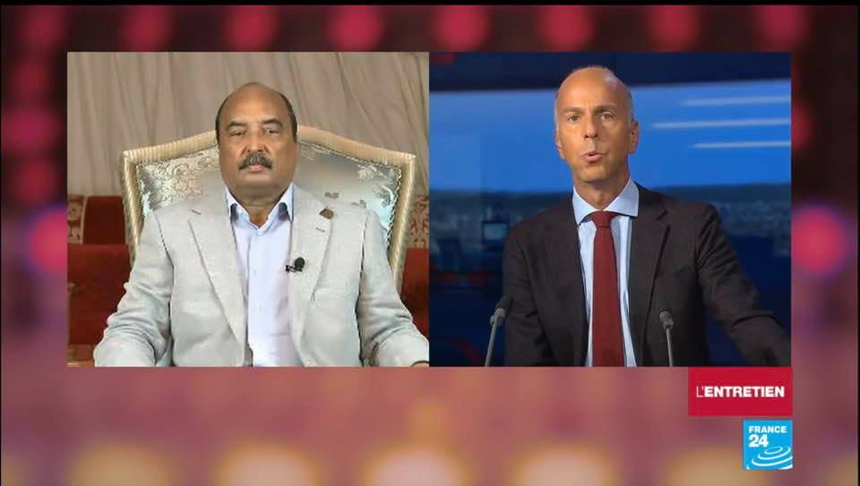 الرئيس السابق محمد ولد عبد العزيز أستغرب أنكم لا تذكرون..