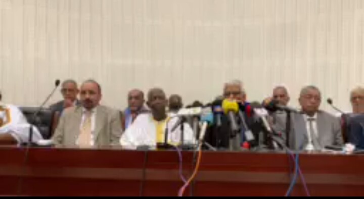 محامو الدولة: هذه هي التهم التي سيحاكم ولد عبد العزيز عليها