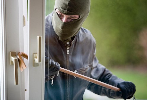 تفاصيل سرقة محل قرب الرئاسة