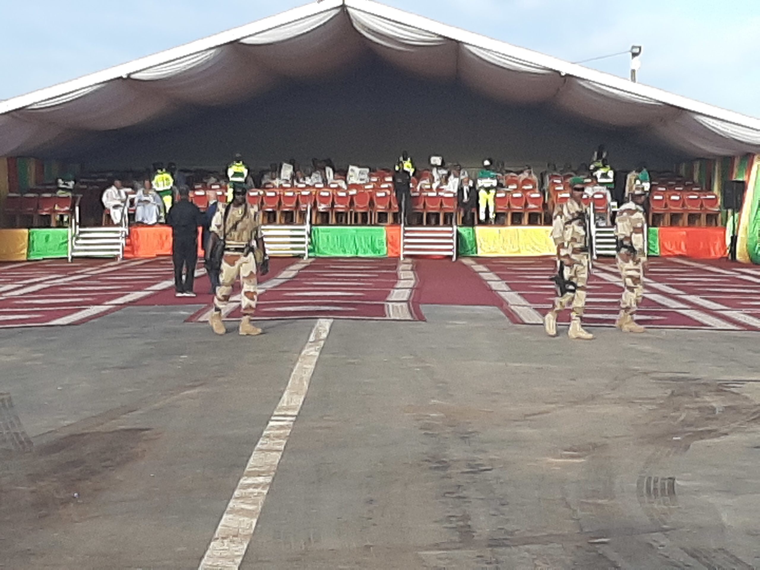 هل سيكررها عزيز ويرفض حضور احتفالات عيد الاستقلال كما&nbsp;(…)