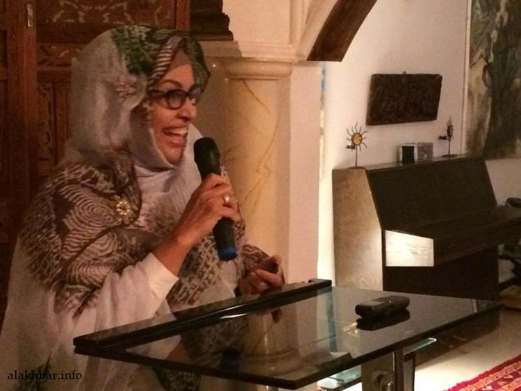 الفنانة المعلومة: ولد بوعماتو يتعرض لمؤامرة إقليمية