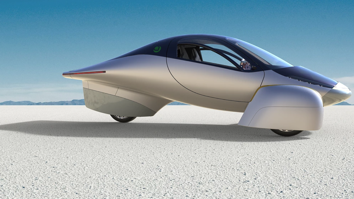 صور أول سيارة كهربائية لا تحتاج إلى شحن