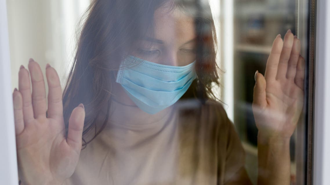 خبير دولي: آثار كورونا النفسية ستصاحب البشر لسنوات