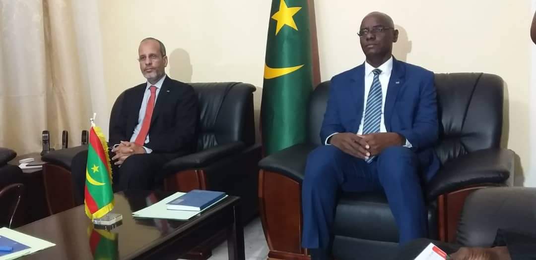 أنباء عن إكتتاب فوري لمئات المعلمين والأساتذة الشهر&nbsp;(…)