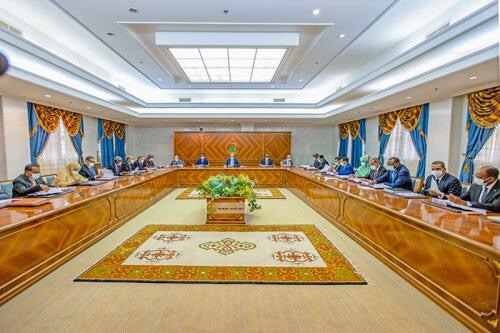 مجلس الوزراء يصادق على مشاريع ويجري تعيينات(الأسماء)