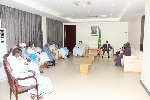 تفاصيل لقاء الوزير الأول بمكتب اتحاد الوزراء السابقين&nbsp;(…)