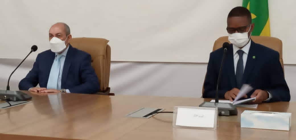 الوزير الأول: الإدارة ينبغي أن لا تكون خصما للمواطن