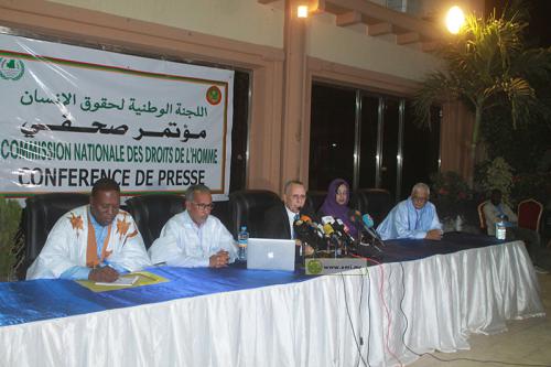 رئيس اللجنة الوطنية لحقوق الإنسان يدعو إلى اغتنام فرصة&nbsp;(…)