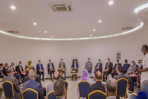 الوزير الأول لمنسقي المشاريع التنموية ذات التمويل&nbsp;(…)