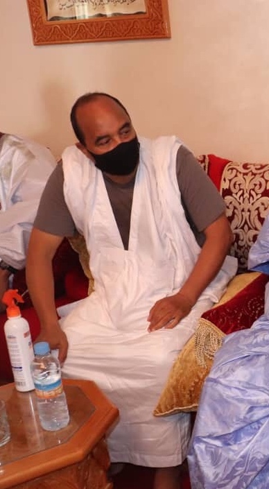 ولد عبد العزيز يخرج من الحداد إلى السياسة