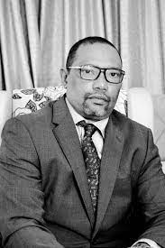 هناك شيء غير طبيعي