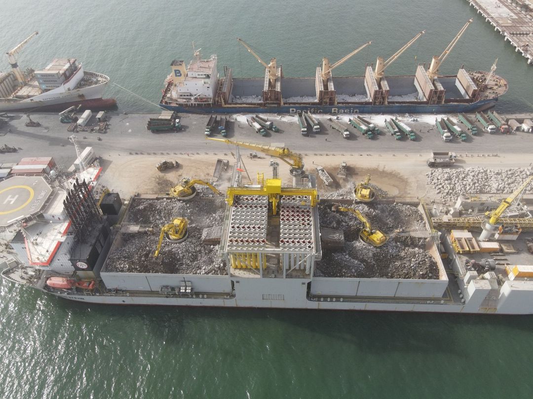 انتهاء عمليات سفينة سيمون ستيفن في موريتانيا(صورة)