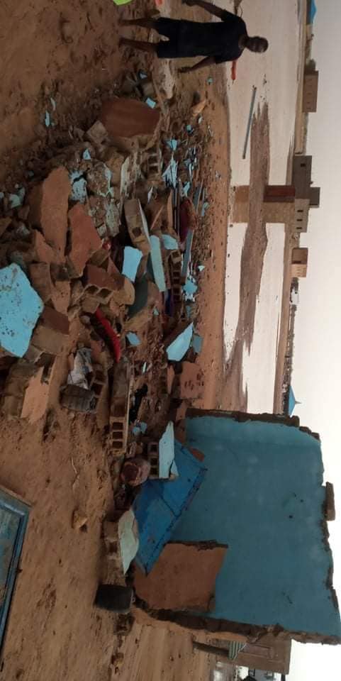 تفاصيل وفاة الشرطي في مركز نقطة التفتيش قرب الاك(صور)