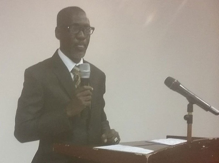 المرشح المستقل البروفوسور سك مام انجاك:  على الشعب&nbsp;(…)