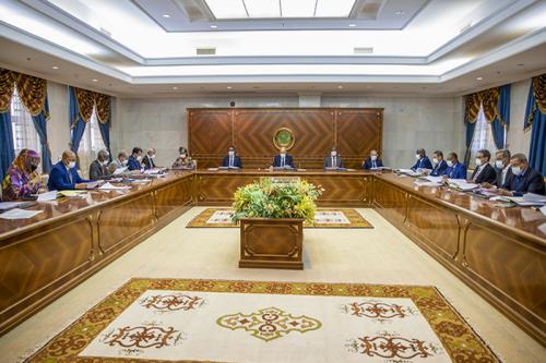 في مجلس الوزراء يصادق على مخطط تقطيع منطقة الكيلومتر 13&nbsp;(…)