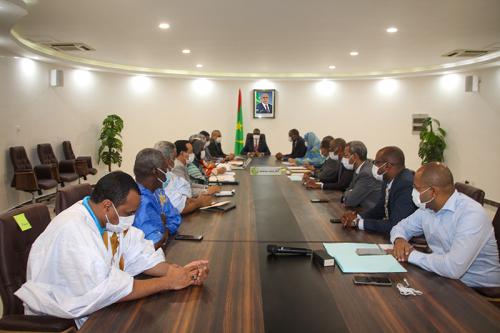 الاعلان عن تشكيل لجنة وزارية لمتابعة الوضع والتحكيم