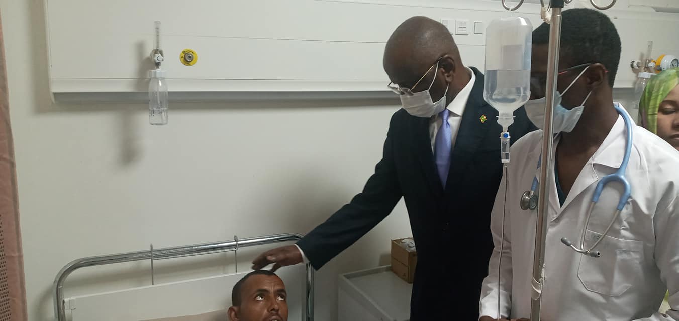 وزير الداخلية الموريتاني يزور مصابين بطلق ناري في&nbsp;(…)