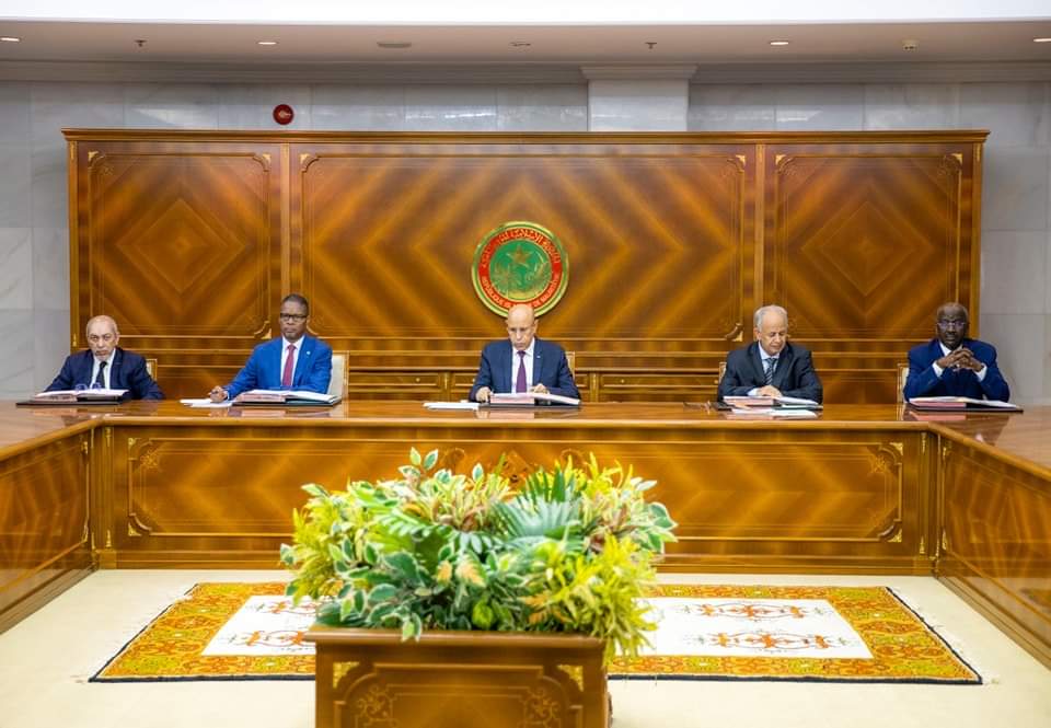 اجتماع مجلس الوزراء بعد عودة الرئيس